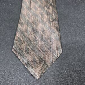 Haggar Men's Brown Silk Herringbone Pattern Classic Necktie